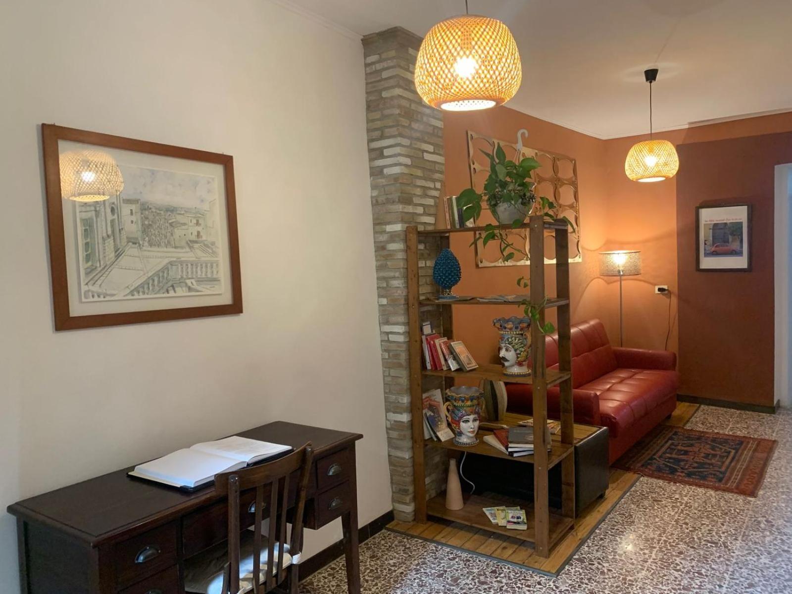 Casa Sofia Apartment Калтаджироне Екстериор снимка