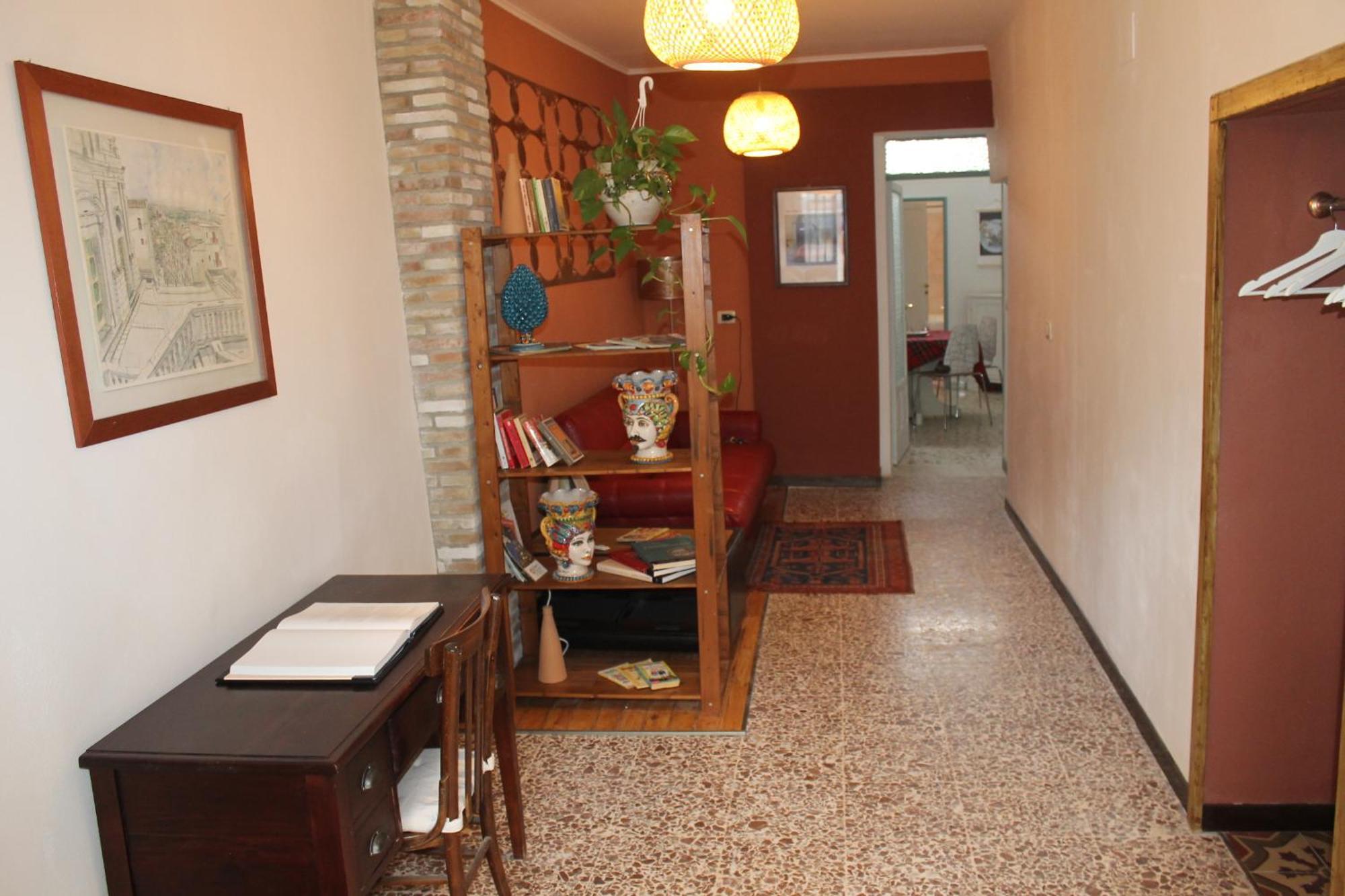 Casa Sofia Apartment Калтаджироне Екстериор снимка